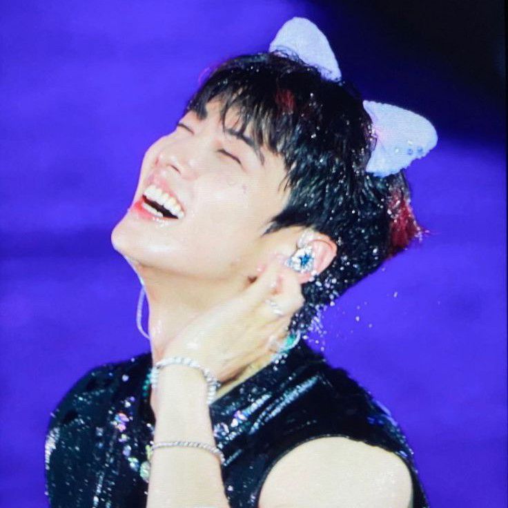 A moment captured by Eunwoo (ASTRO)'s fan