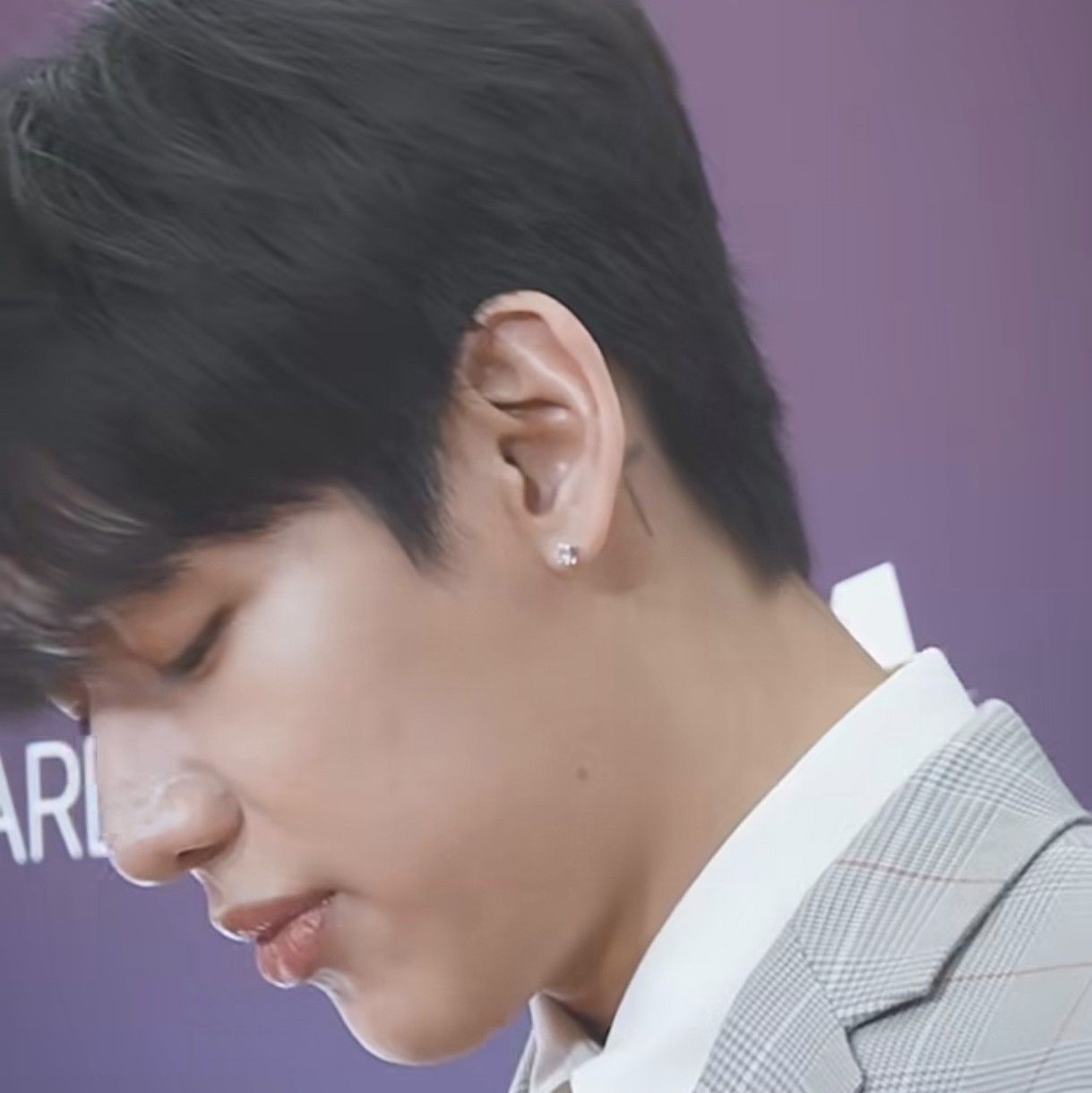 Behind-the-scenes cut of Bambam (GOT7)
