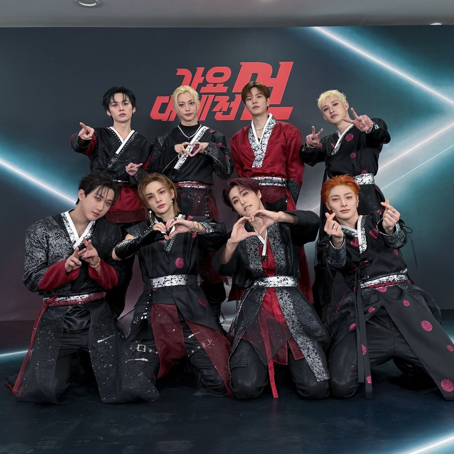 Stray Kids의 최신 사진