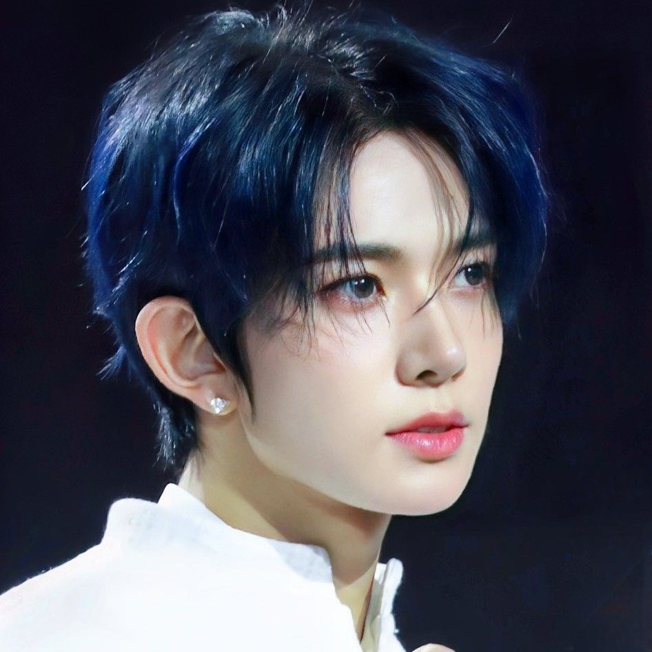 Recent activity shot of Heeseung (ENHYPEN)