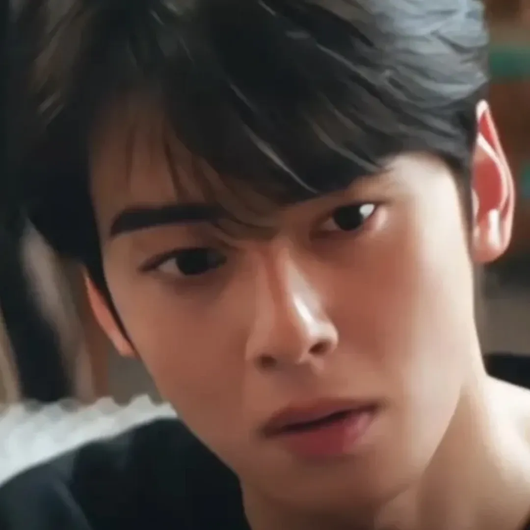 Recent activity shot of Eunwoo (ASTRO)