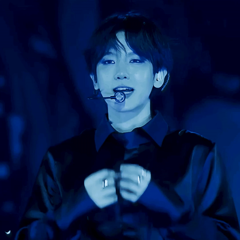 백현 (EXO)의 비하인드 컷