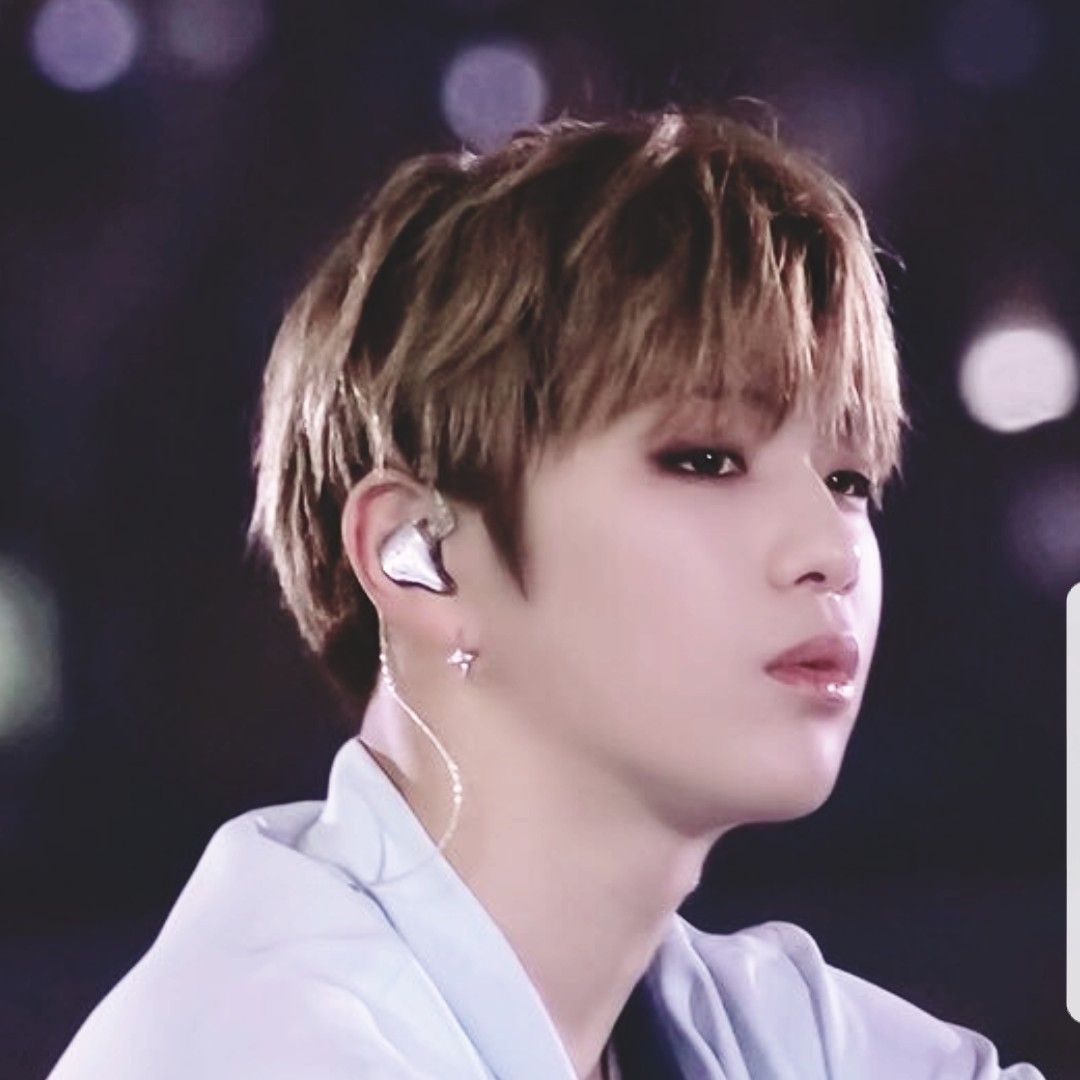 Recent activity shot of Kang Daniel