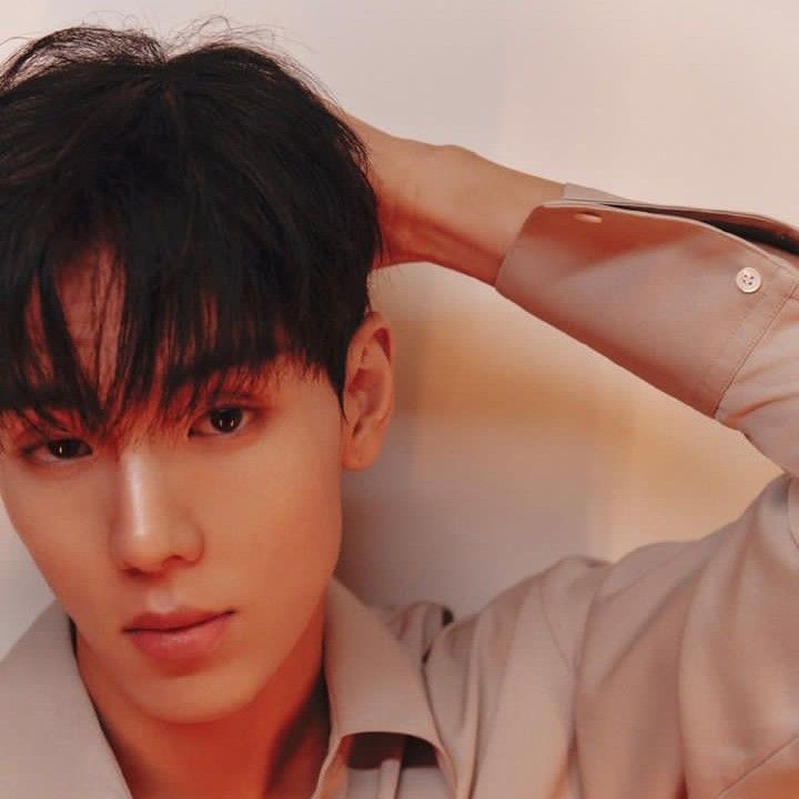 Recent activity shot of Shownu (MONSTA X)