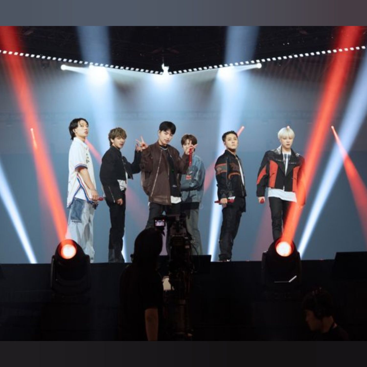 iKON的最新活動照片