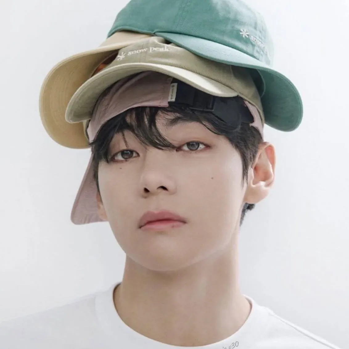 뷔 (방탄소년단) 최근 활동샷