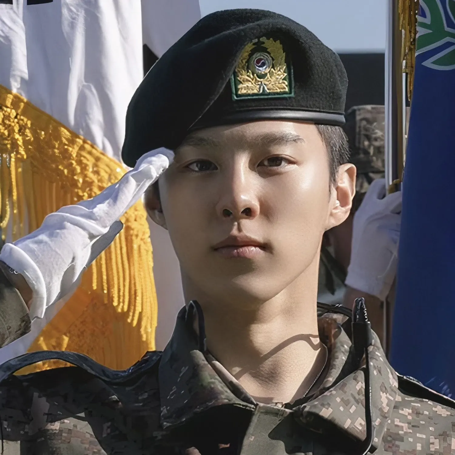 김우석의 최신 사진