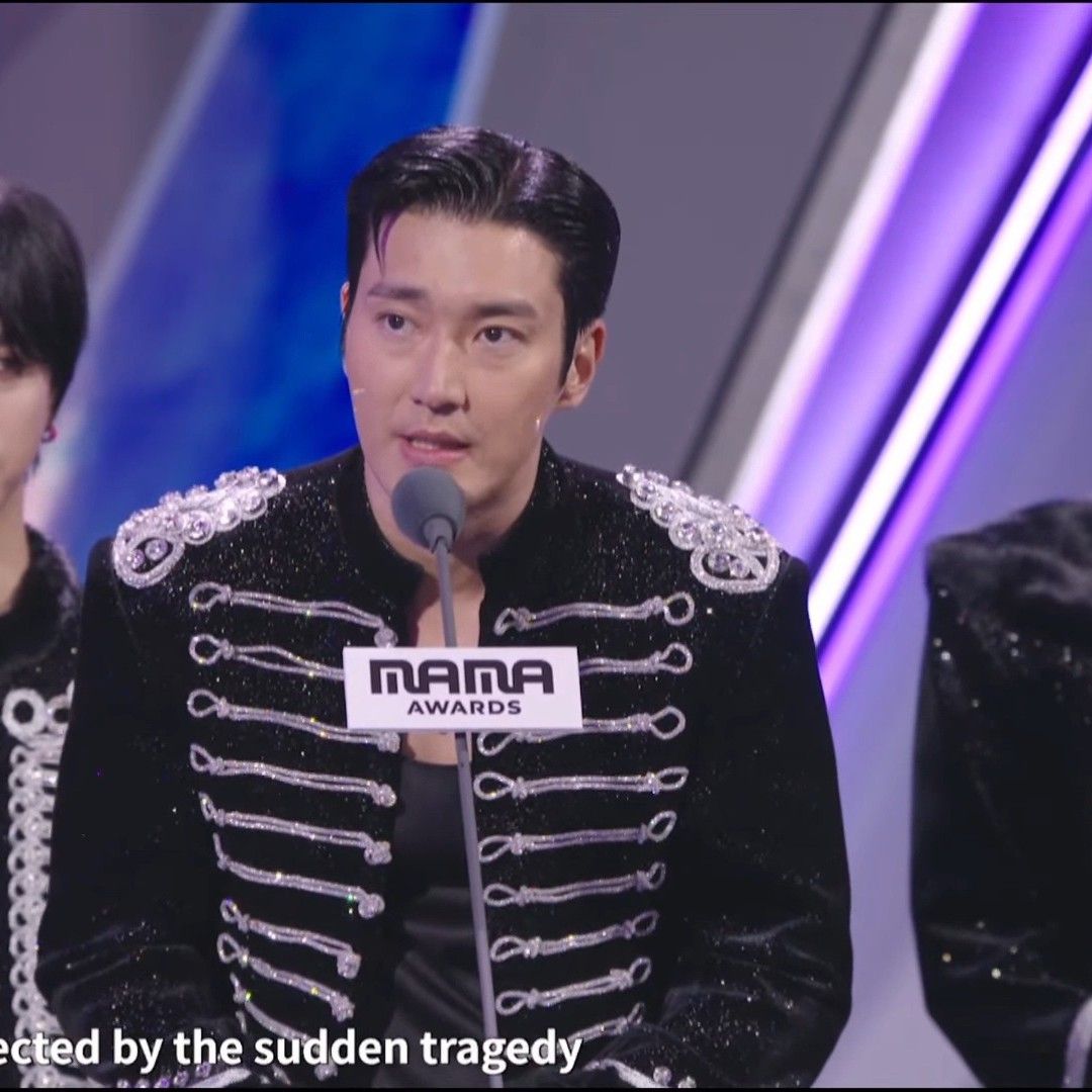 Latest photo of Siwon (Super Junior)