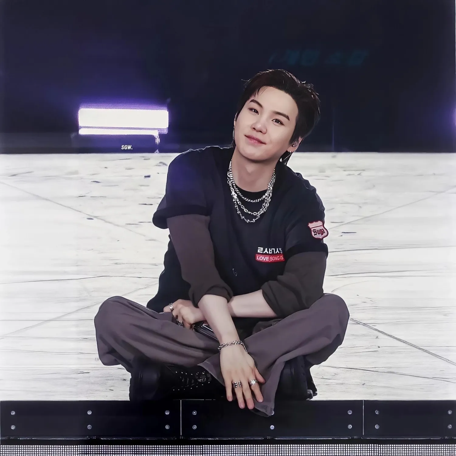 Foto terbaru SUGA (BTS)