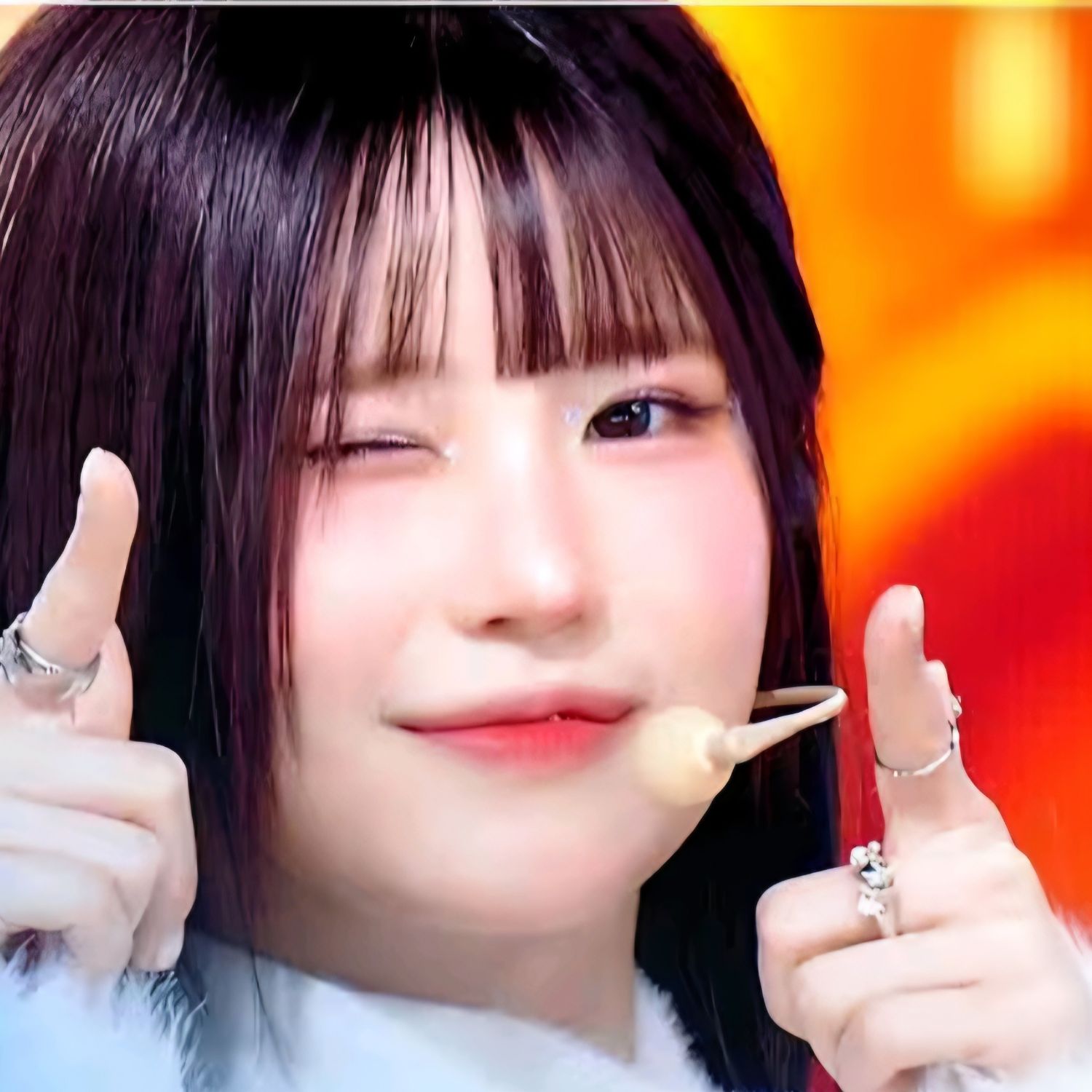 宋河英 (fromis_9)的最新活动照片