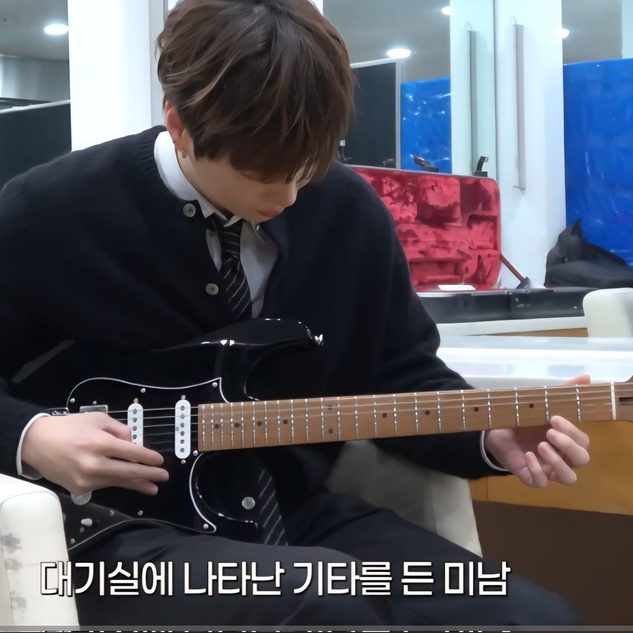 Behind-the-scenes cut of Kang Daniel