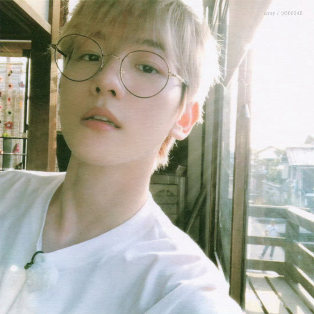 A moment captured by EXO's fan