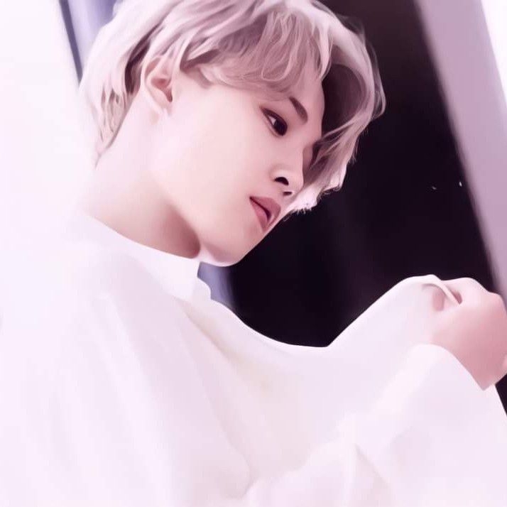 智旻 (防彈少年團)的最新活動照片