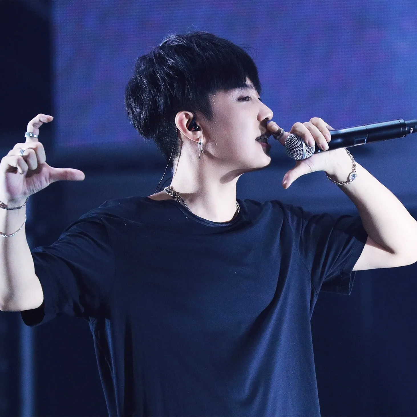 Momen yang diabadikan oleh penggemar Eun Jiwon (SECHSKIES)
