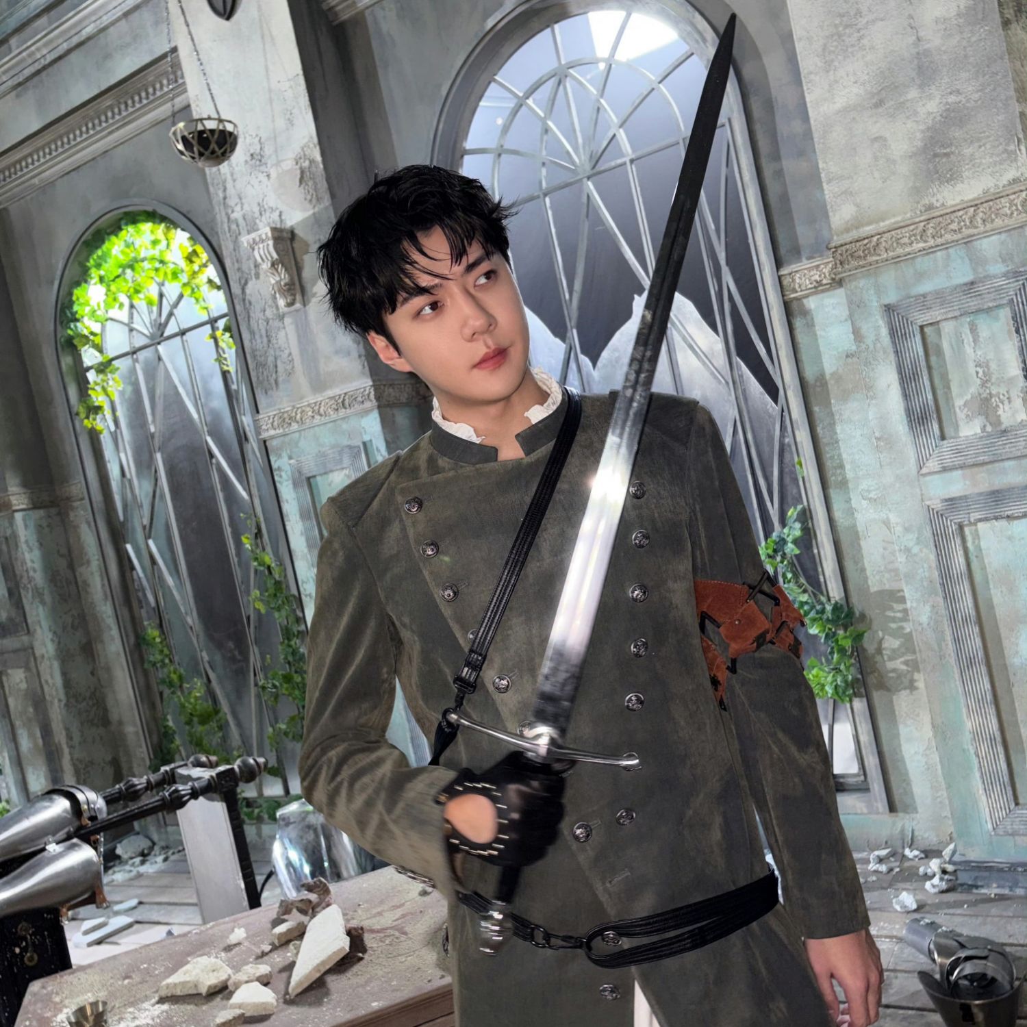 Behind-the-scenes cut of EXO