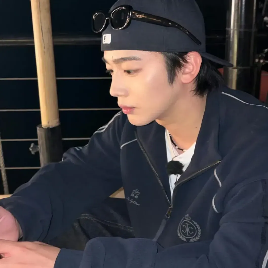 Latest photo of Kim Yohan (WEi)