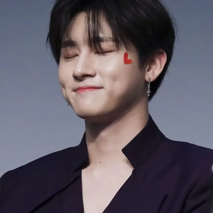 A moment captured by I.M (MONSTA X)'s fan