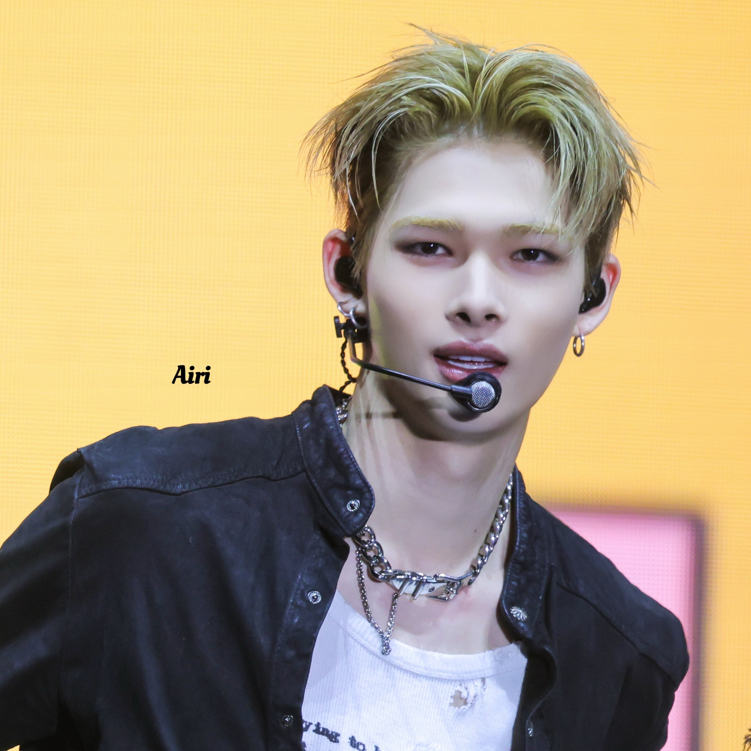 Foto aktivitas terbaru NI-KI (ENHYPEN)