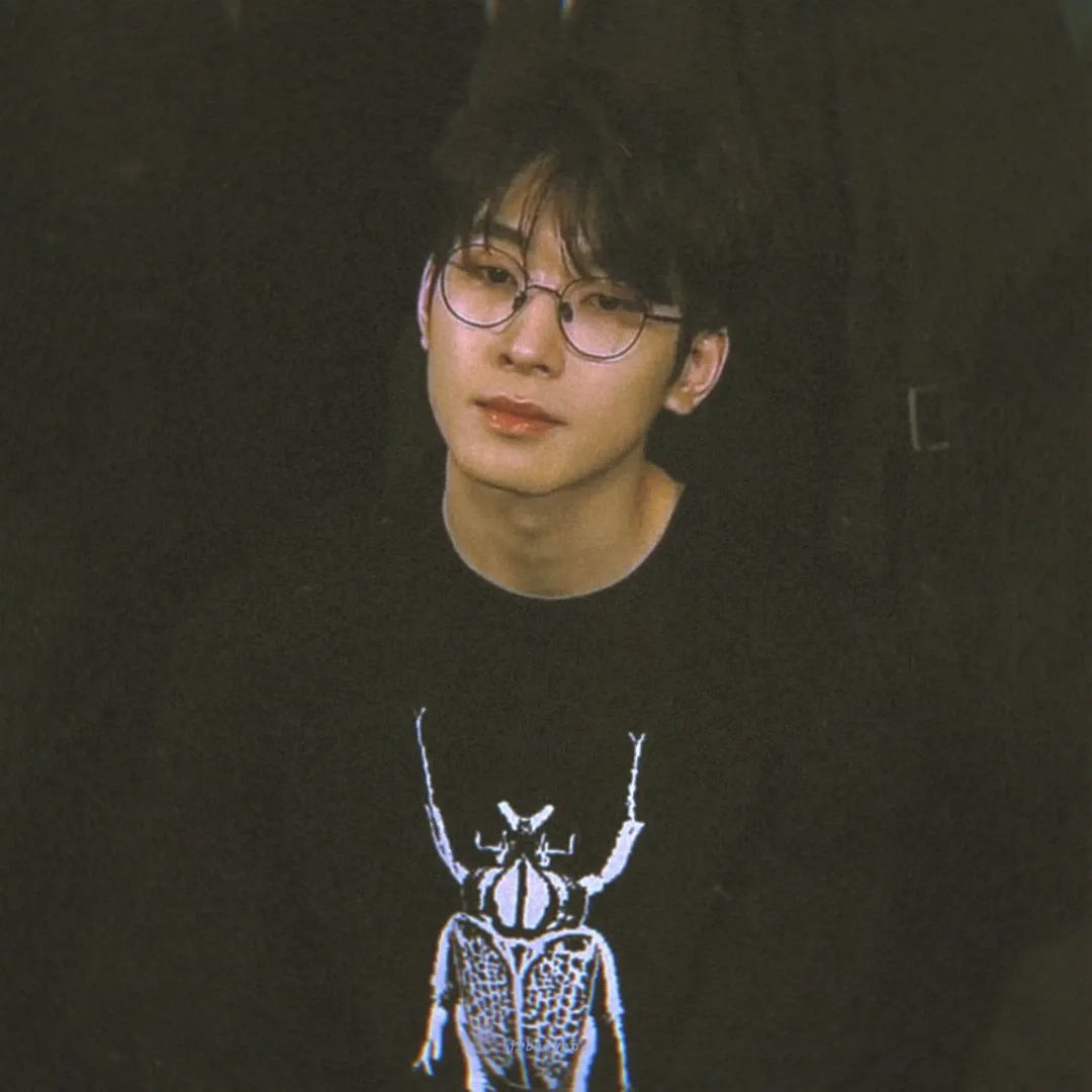 Recent activity shot of Wonwoo (SEVENTEEN)