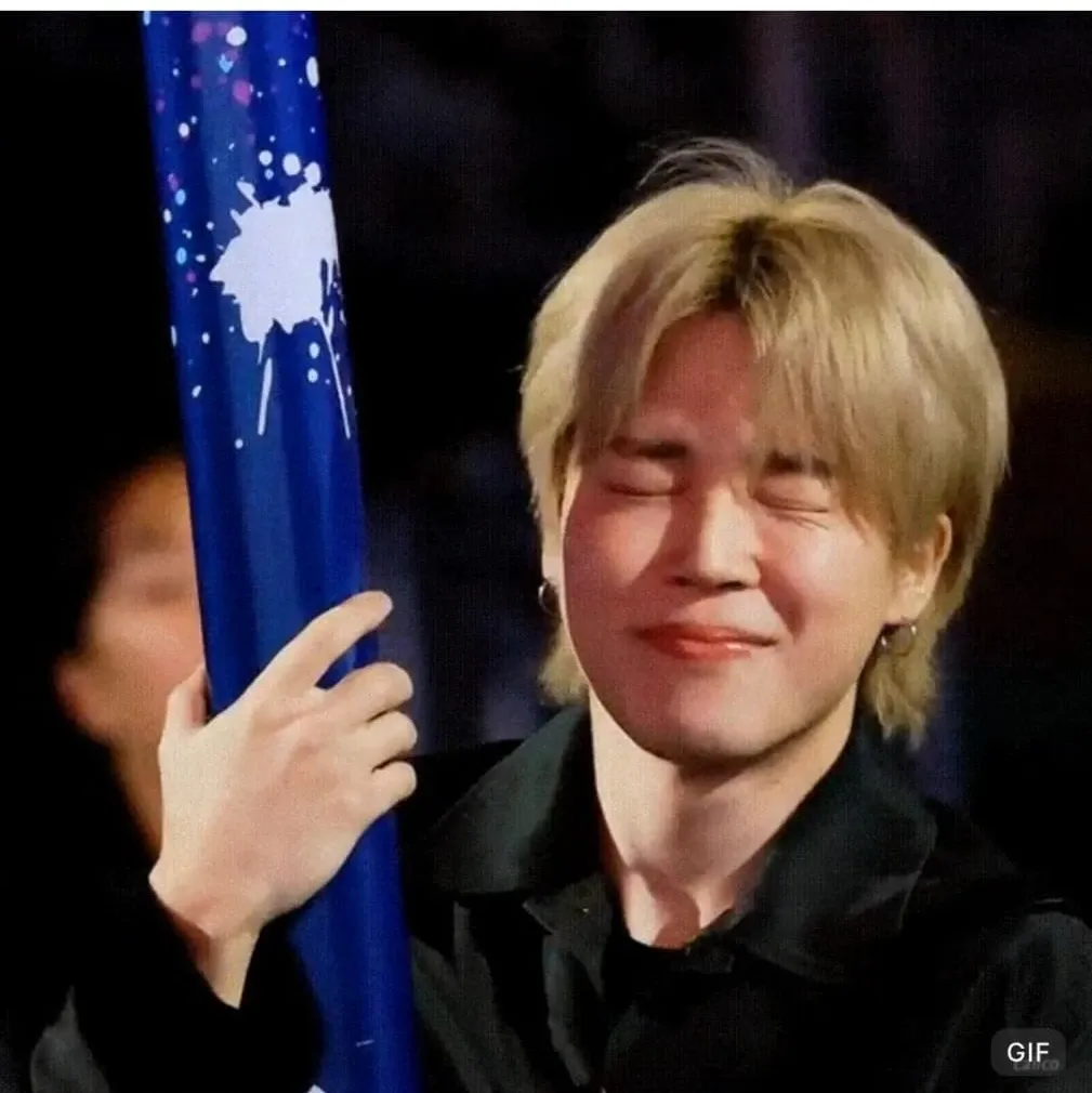 Foto aktivitas terbaru Jimin (BTS)