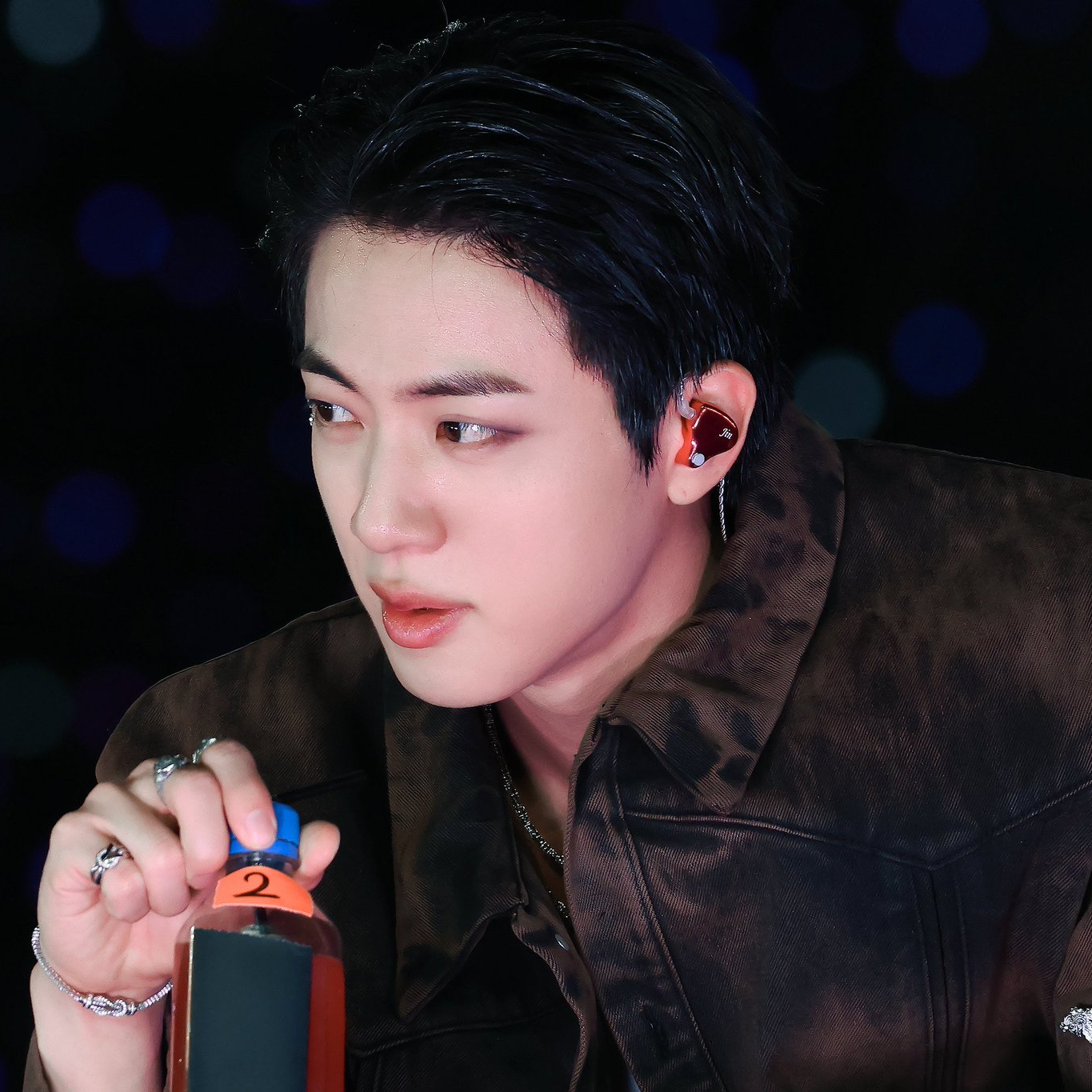 진 (방탄소년단)의 최신 사진