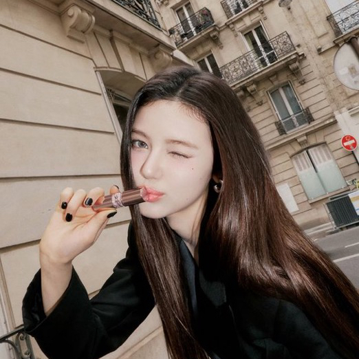 Recent activity shot of NewJeans