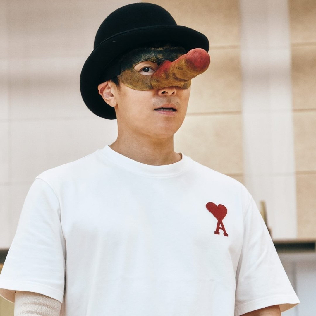 Behind-the-scenes cut of Kim Dongwan (SHINHWA)
