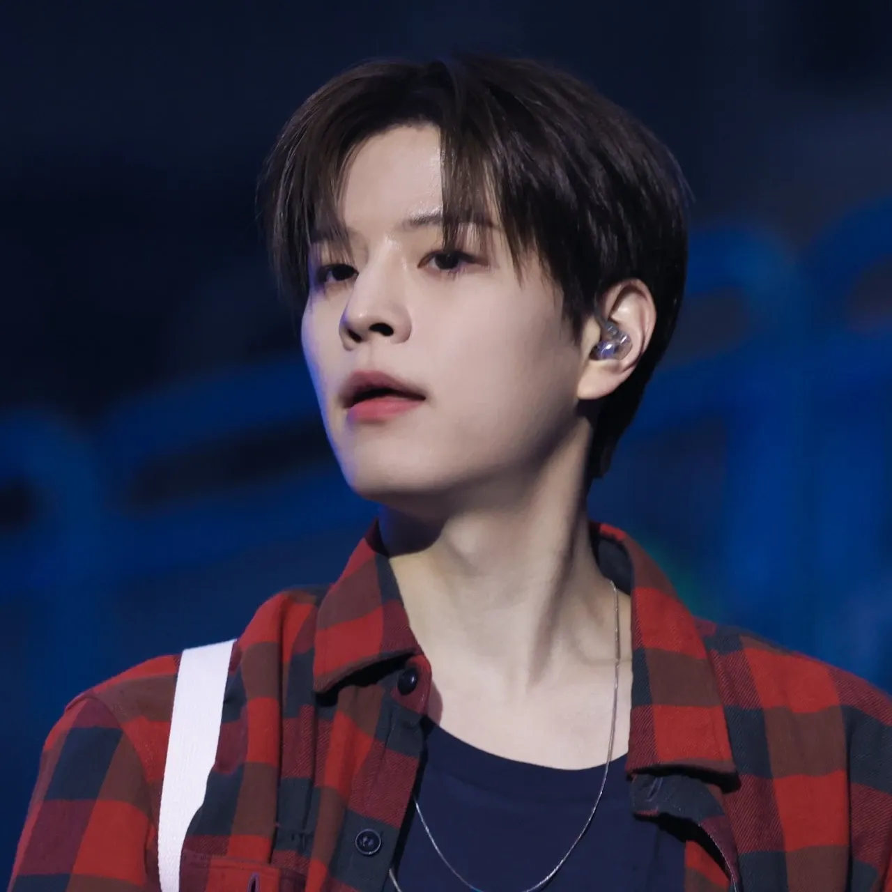 Behind-the-scenes cut of Stray Kids