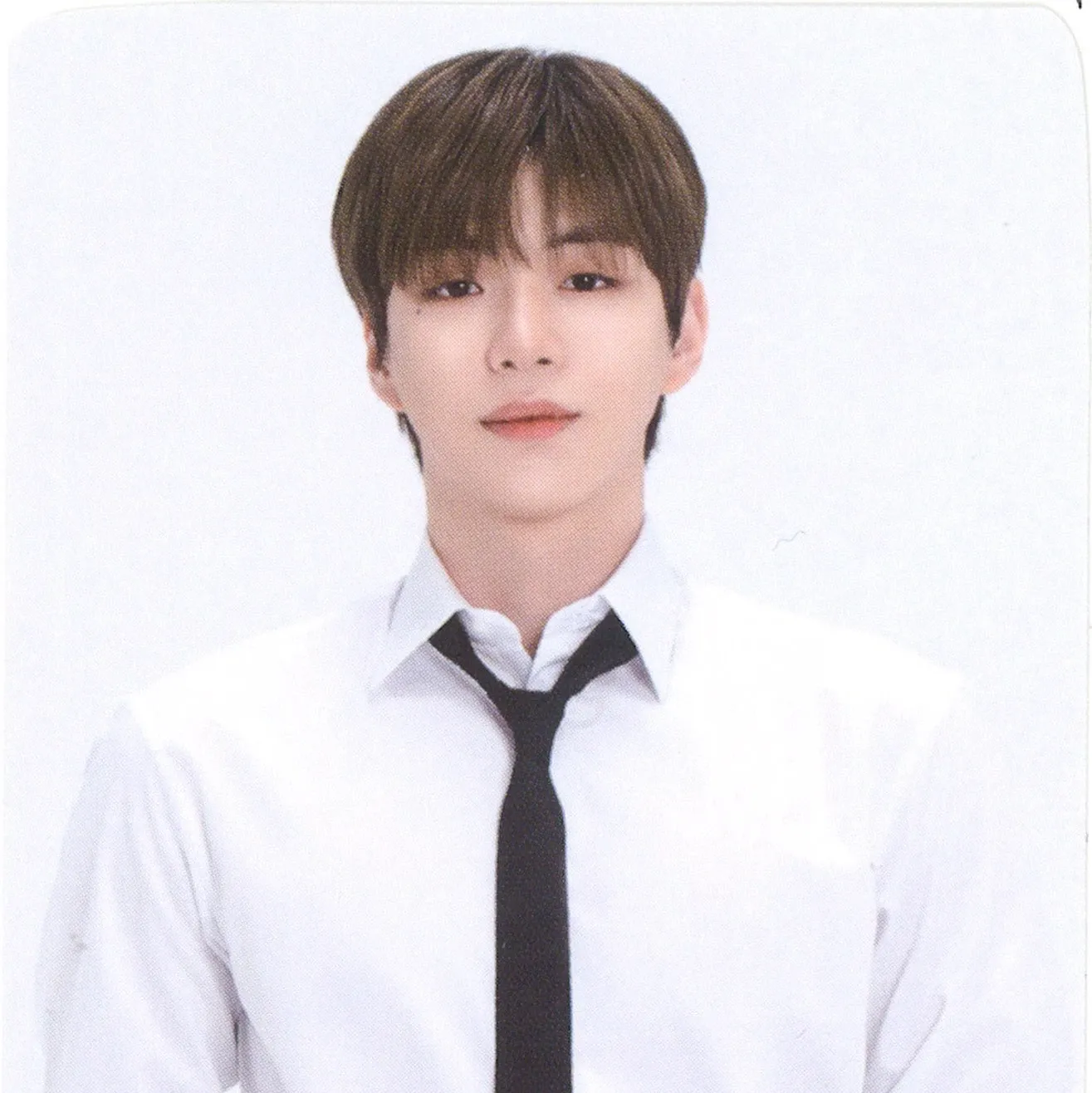 강다니엘의 최신 사진