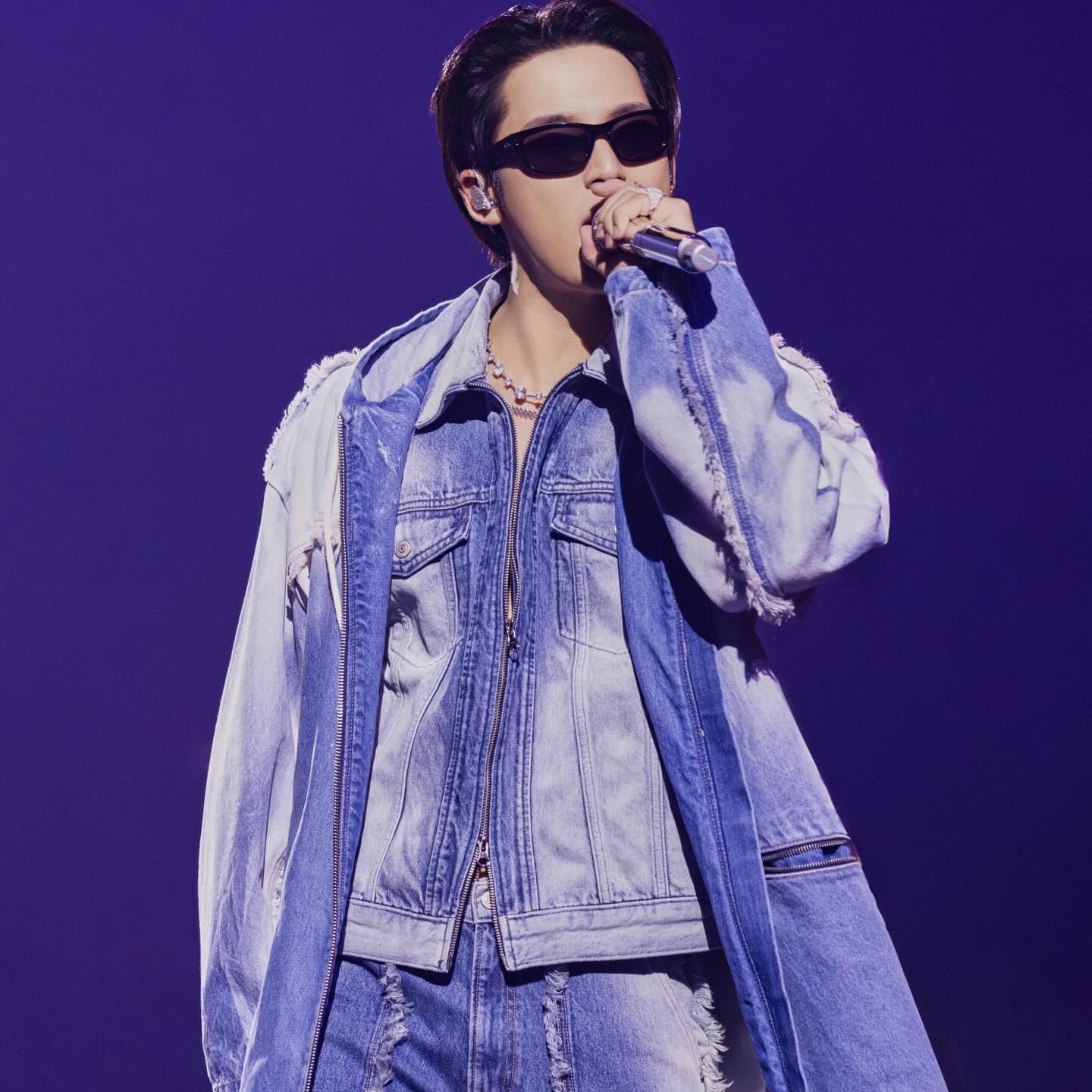 Recent activity shot of Mingyu (SEVENTEEN)