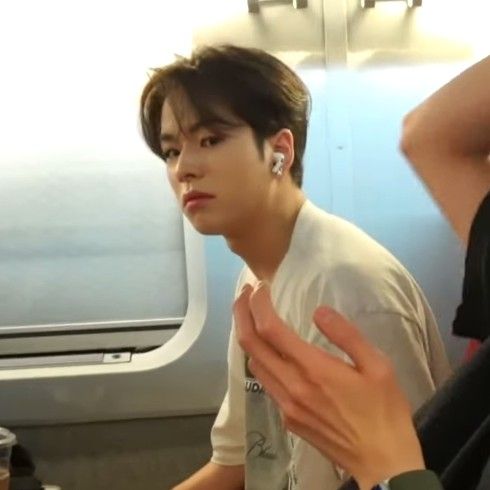 윤재혁 (TREASURE)의 최신 사진