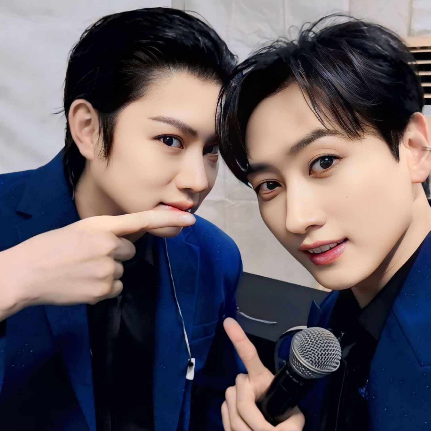 A moment captured by Heechul (Super Junior)'s fan