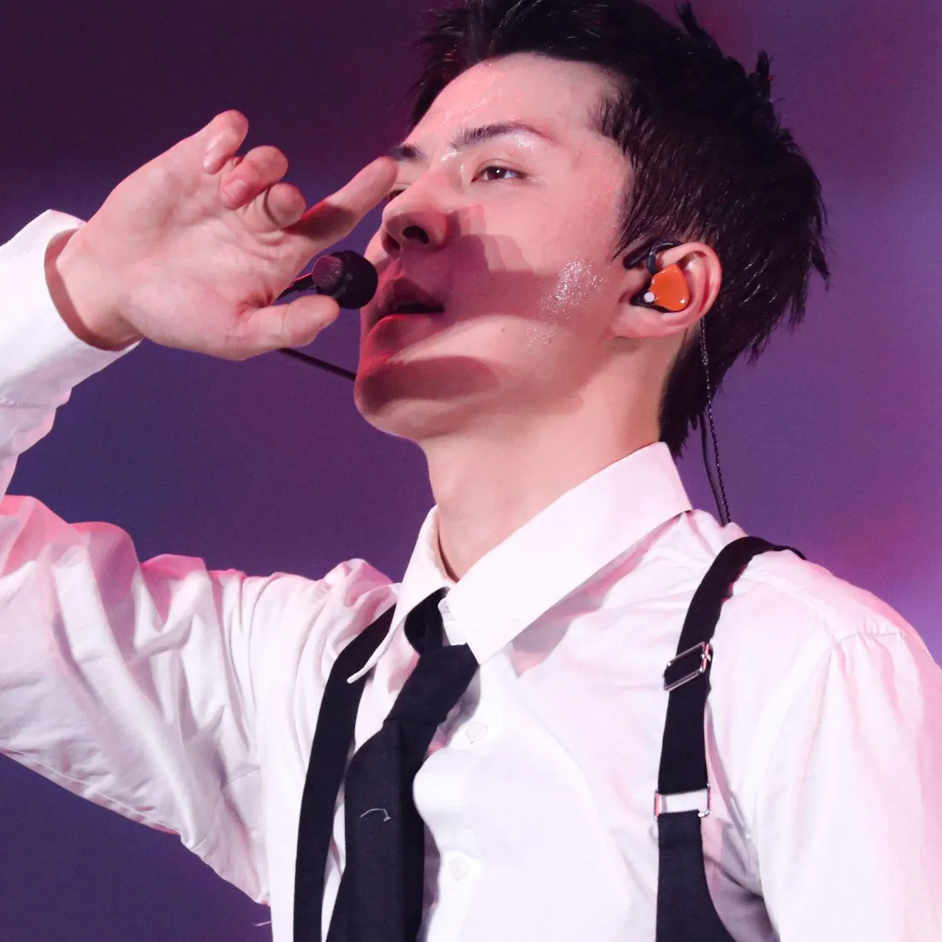 EXOの最近の活動写真