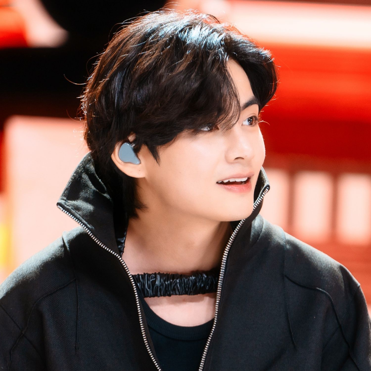 Recent activity shot of V (BTS)