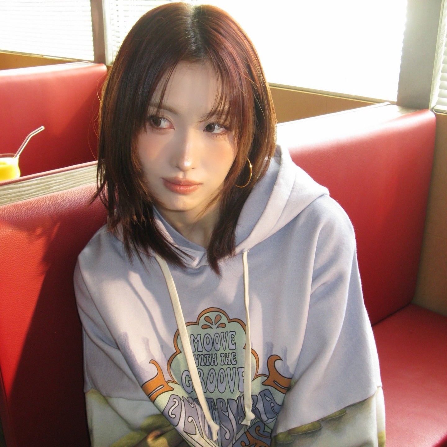 モモ (TWICE)の舞台裏ショット