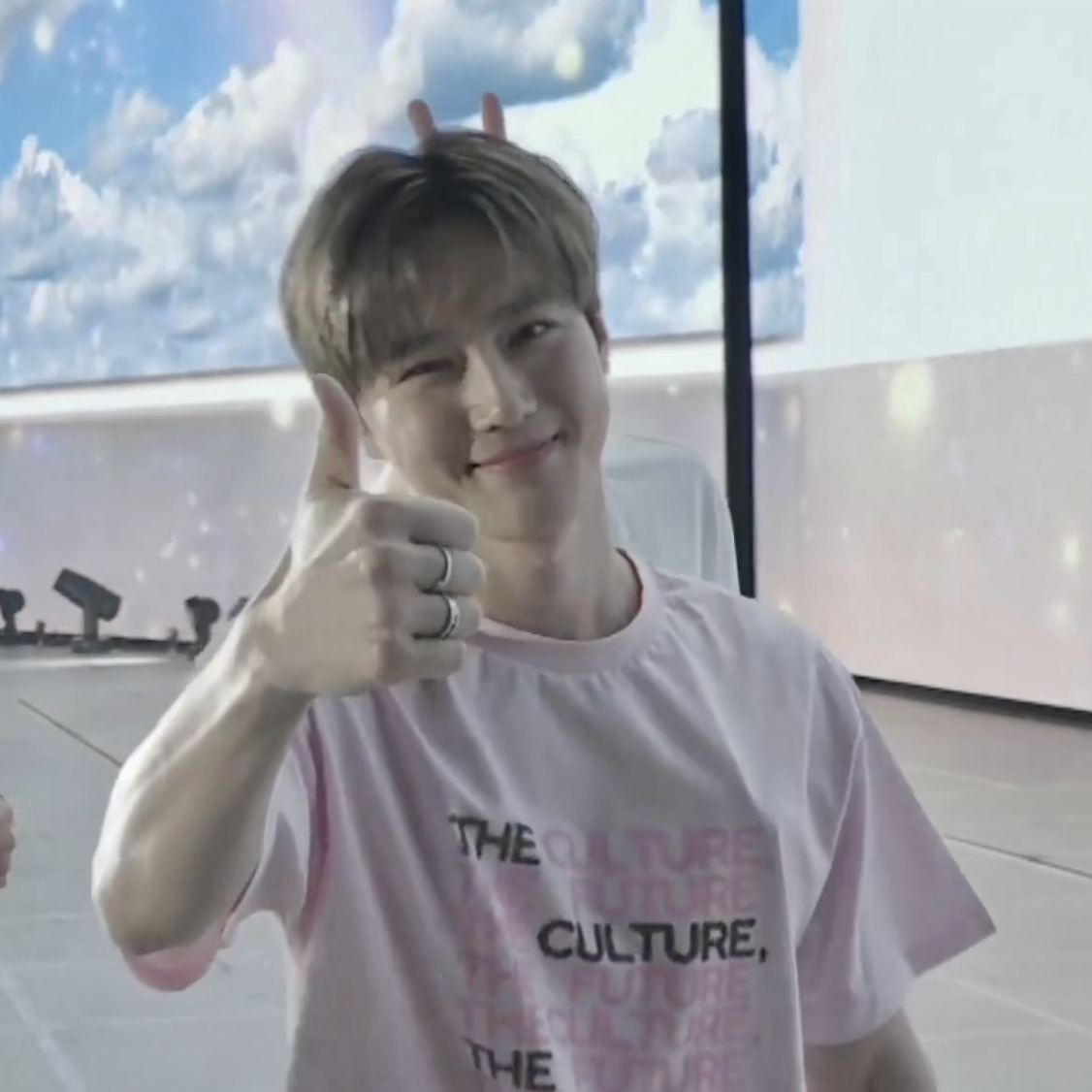 Momen yang diabadikan oleh penggemar Suho (EXO)