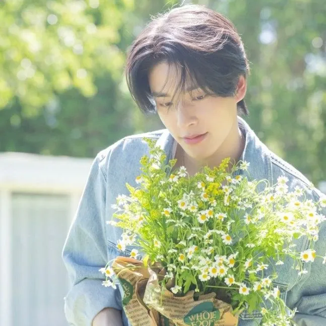 A moment captured by Jake (ENHYPEN)'s fan