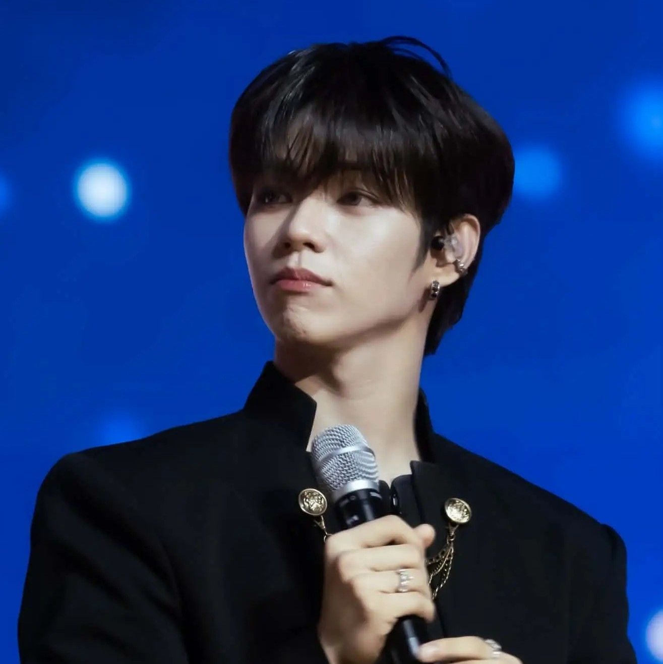 Behind-the-scenes cut of AHOF