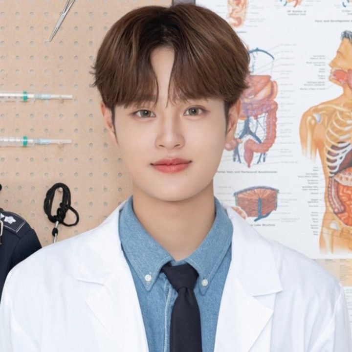 Recent activity shot of Lee Daehwi (AB6IX)