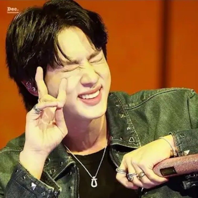 Latest photo of Jin (BTS)