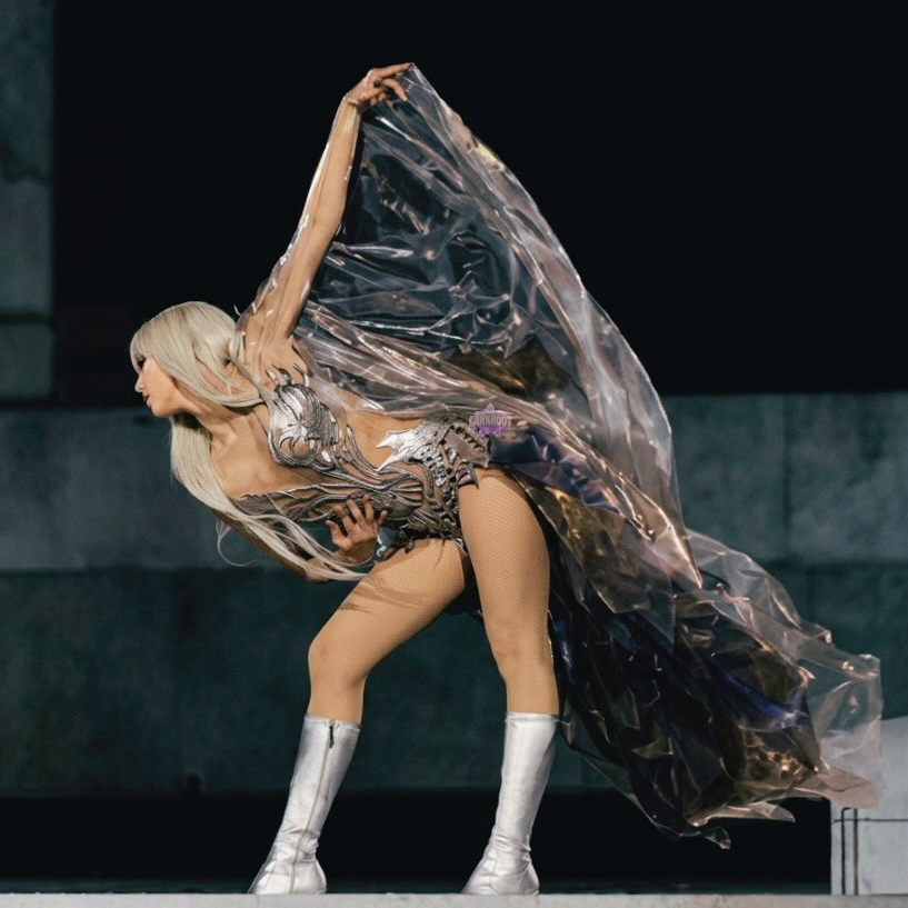 Potret di balik layar Lisa (BLACKPINK)