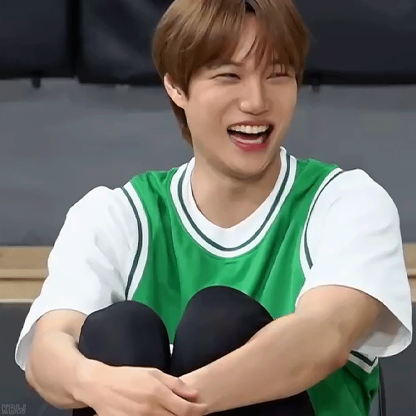 Momen yang diabadikan oleh penggemar Kai (EXO)