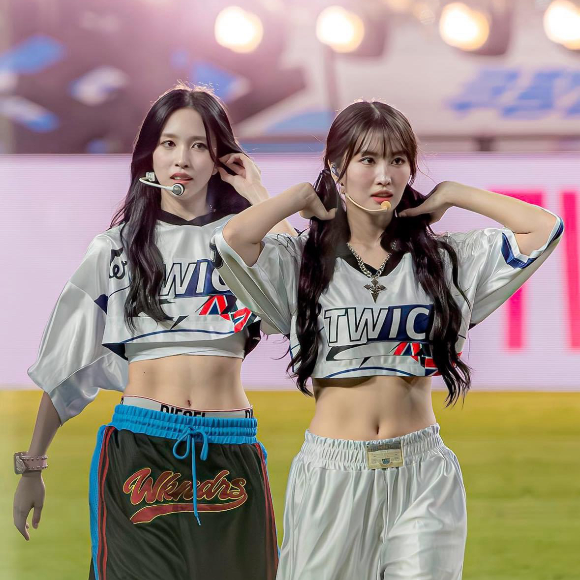 TWICE의 비하인드 컷
