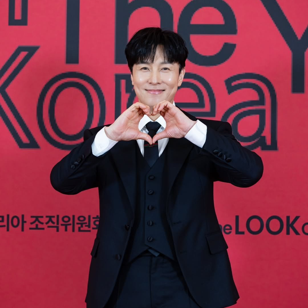 Latest photo of Kim Dongwan (SHINHWA)