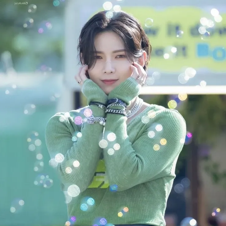 에이티즈 최근 활동샷