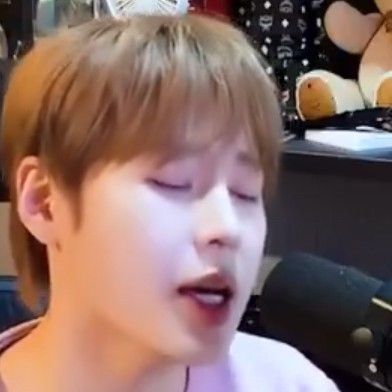 하성운의 최신 사진