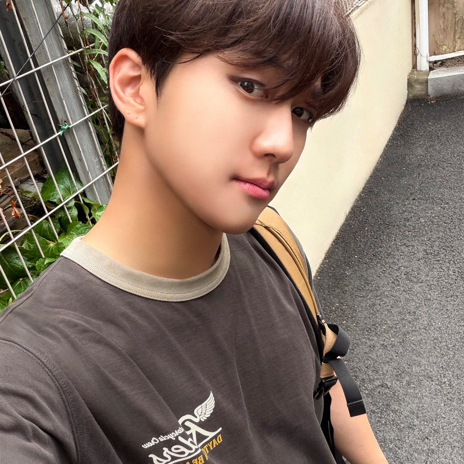 Recent activity shot of Hong Joochan (GoldenChild)