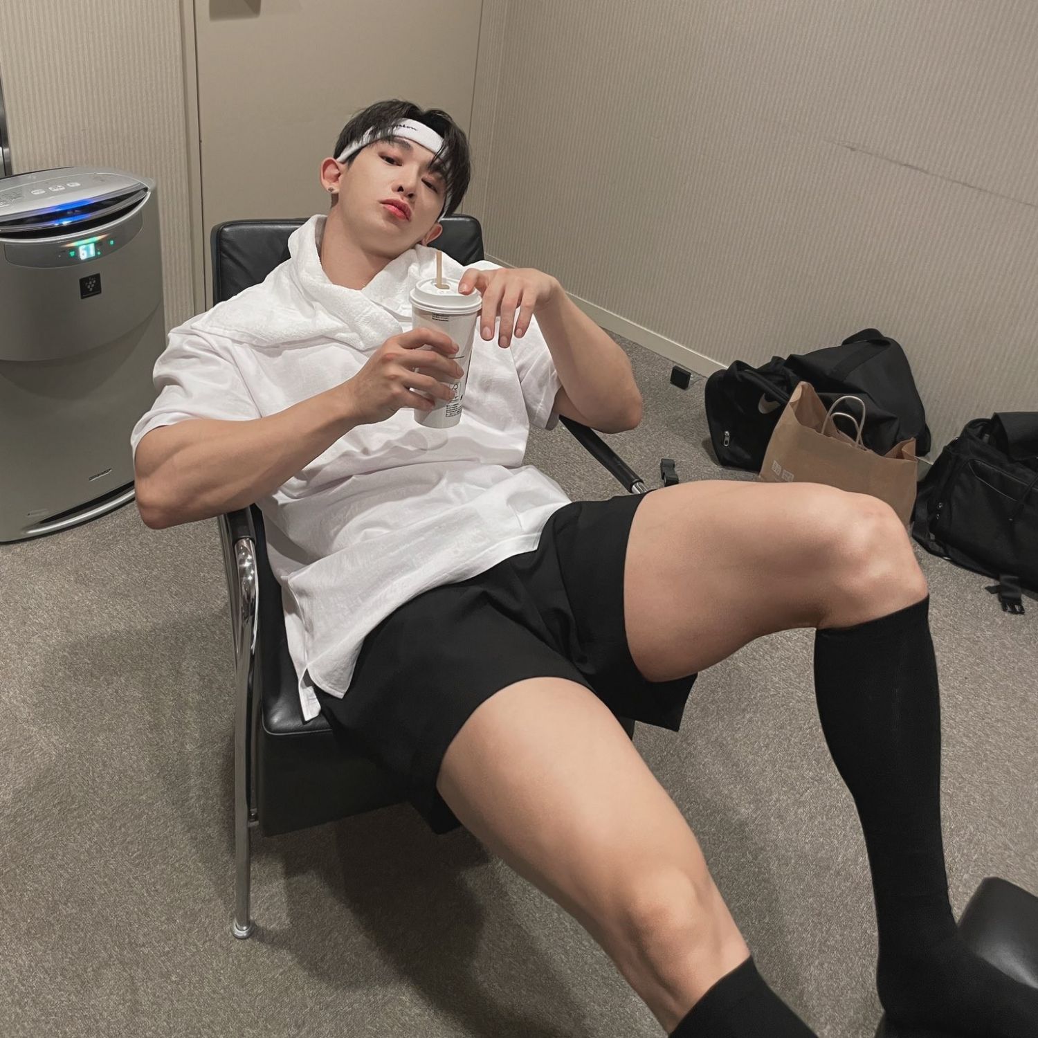 Recent activity shot of Wonho