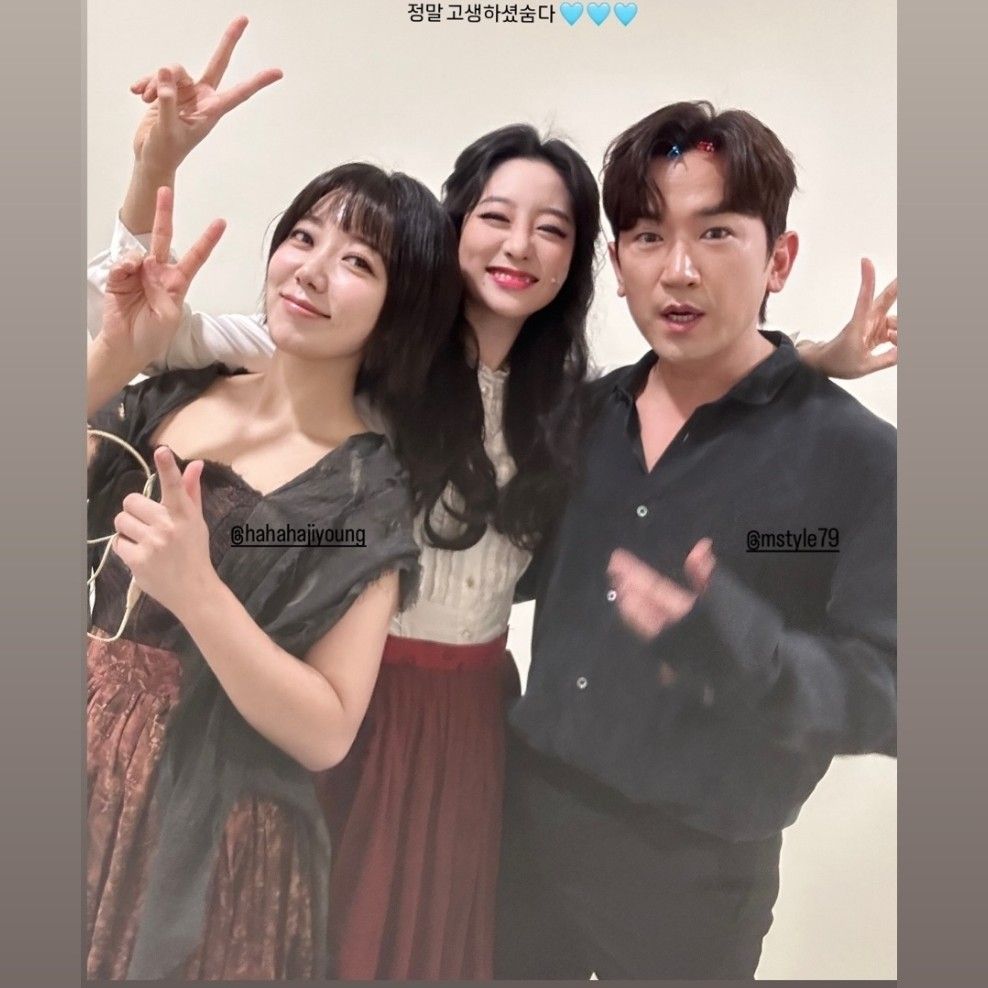 Latest photo of Lee Minwoo (SHINHWA)