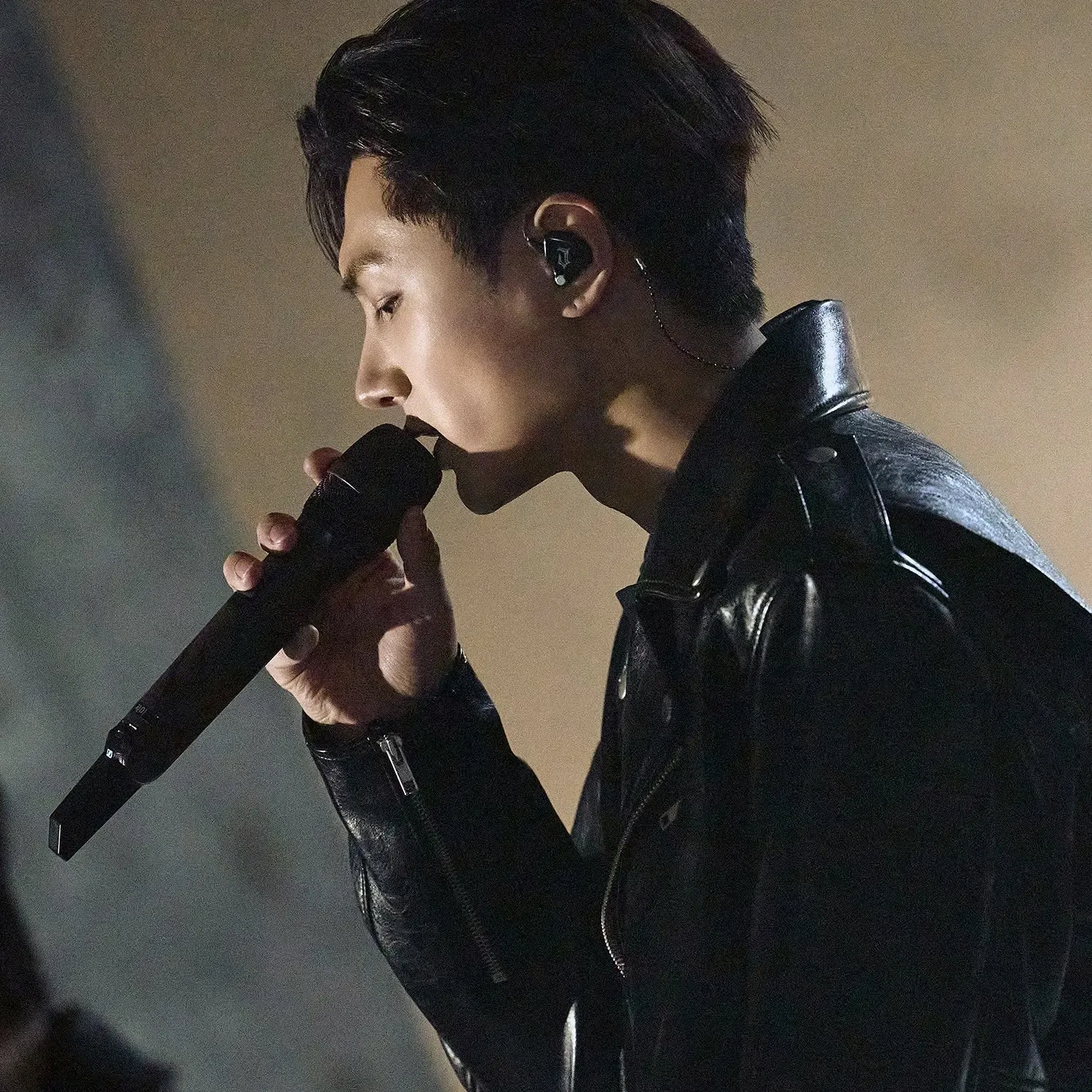 제이 (ENHYPEN) 최근 활동샷